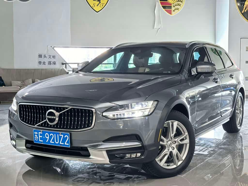 Volvo V90